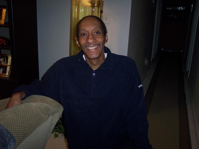 Date this athletic United States man Electriclash from Atlanta US7665