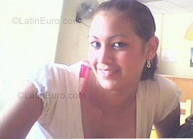 Date this exotic Ecuador girl Gaby from Guayaquil EC36