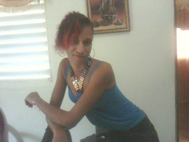 Date this tall Dominican Republic girl Neida from Satiago DO5272