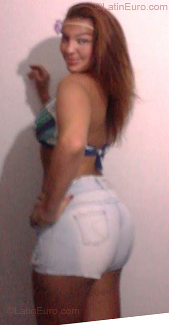Date this beautiful Brazil girl Mailda from Rio De Janeiro BR3796
