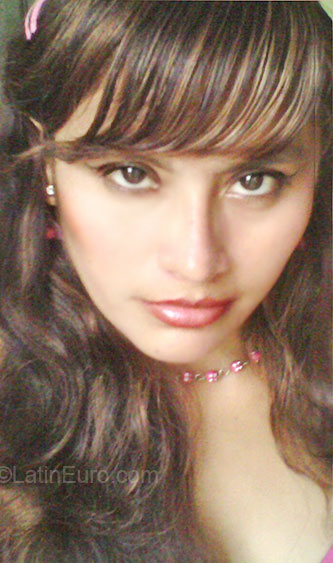 Date this young Peru girl Jeanette from Lima PE364