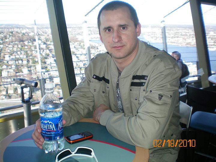 Date this pretty United States man Besko82 from Portland US7878