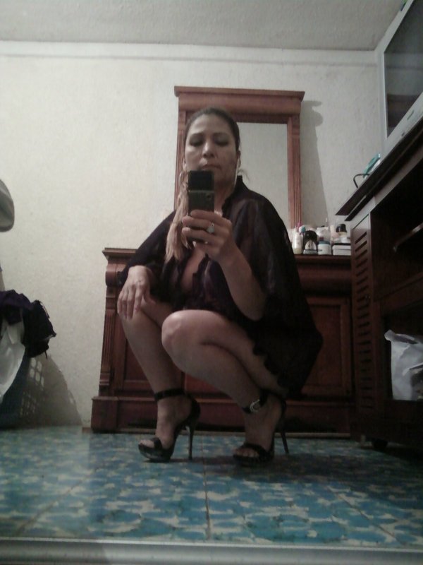 Date this good-looking Mexico girl Maria Elena och from Mazatlan MX233