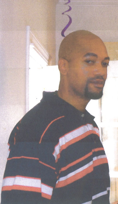 Date this funny United States man Johnny from Oakland US7947