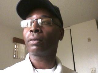 Date this passionate United States man Davhenry from Lemon Gove US7995