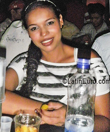 Date this fun Colombia girl Yoshira from Arauca CO5472