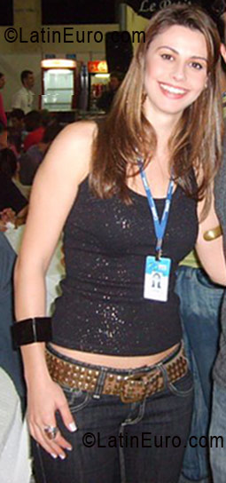 Date this nice looking Brazil girl Elaine Cristina from Santa Cruz Do Rio Pardo BR3929