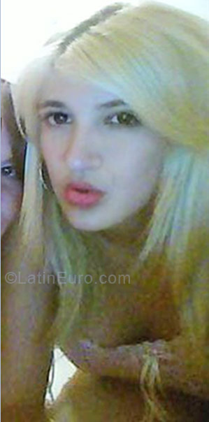 Date this young Brazil girl Jakeline Paula from Tres Coracoes BR3967