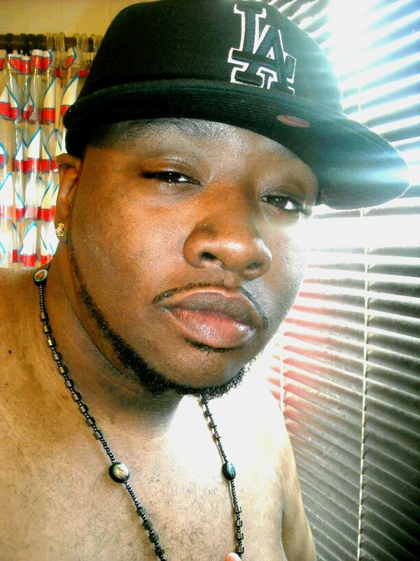 Date this charming United States man Freakyezky773 from Chicago US8149