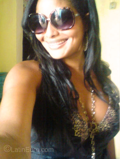 Date this exotic Brazil girl Jeany from Salvador BR4004