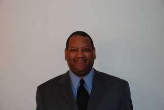 Date this pretty United States man Tas from Milwaukee US8210