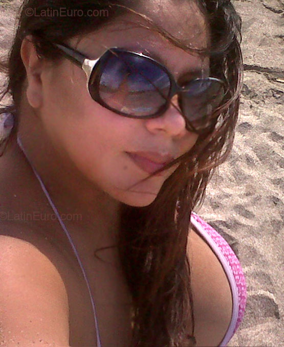 Date this funny Ecuador girl Cecilia from Manabi EC53