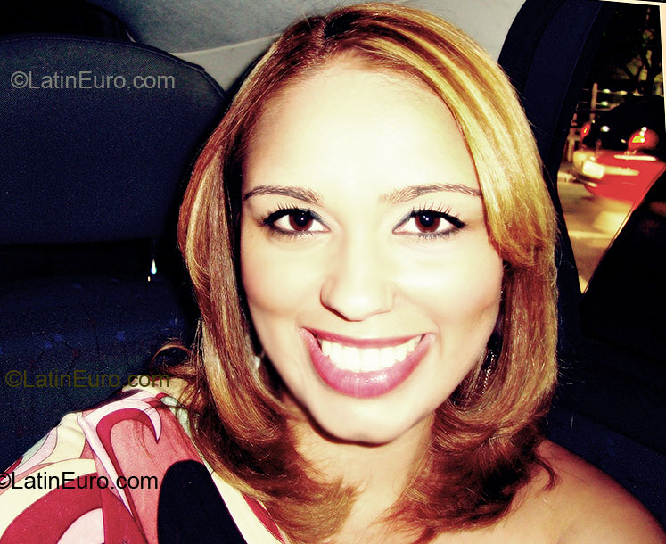 Date this stunning Brazil girl Cristiane from Sao Paulo BR4026