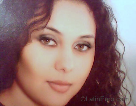 Date this exotic Brazil girl Leidy from Florianopolis BR4125