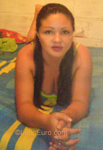 Date this tall Colombia girl Veronica from Manizales CO5653