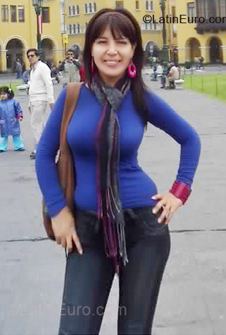 Date this beautiful Peru girl Rocio from Lima 01 PE387