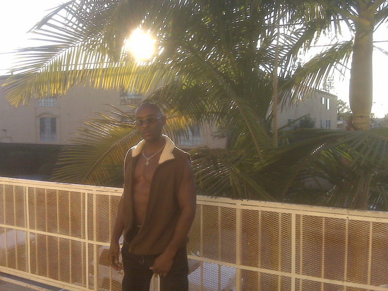 Date this funny United States man Jaime from Los Angeles US8412