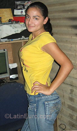 Date this foxy Guatemala girl Beatriz from Guatemala City GT11