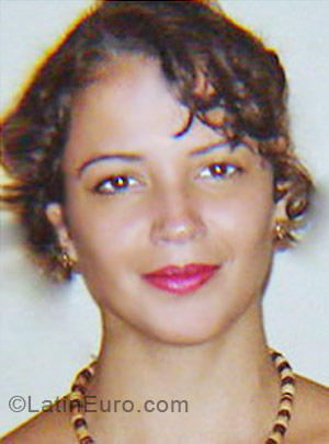 Date this nice looking Brazil girl Ana Maria from Rio De Janeiro BR4243