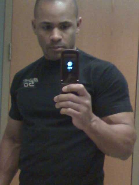 Date this young United States man Qnavarre from Garland US8472
