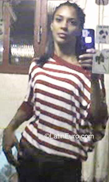 Date this cute Brazil girl Marcia Cristina from Macae BR4285