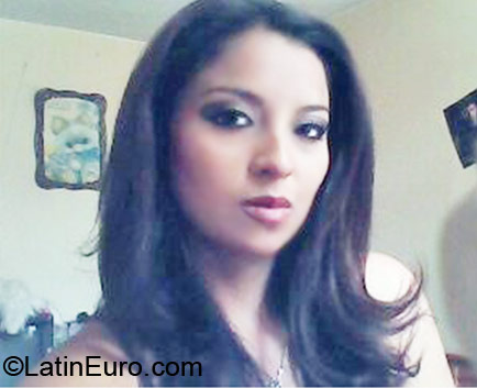 Date this lovely Ecuador girl Elizabeth from Riobama EC67