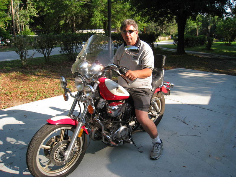 Date this nice looking United States man Kowl2 from Land O Lakes US8581