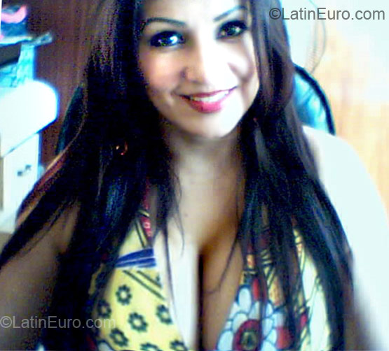 Date this passionate Venezuela girl Elsa from Merida VE49