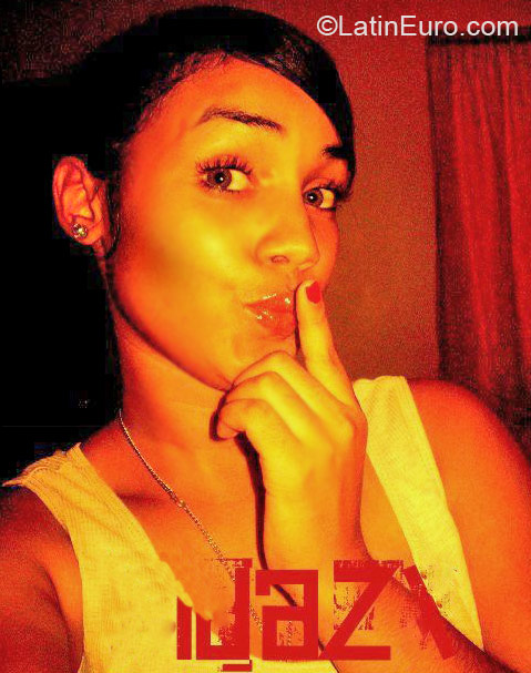 Date this lovely Dominican Republic girl Lisanny from San Francisco de macoris DO6012