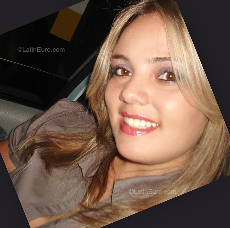 Date this foxy Brazil girl Mileni from Sao Paulo BR4390