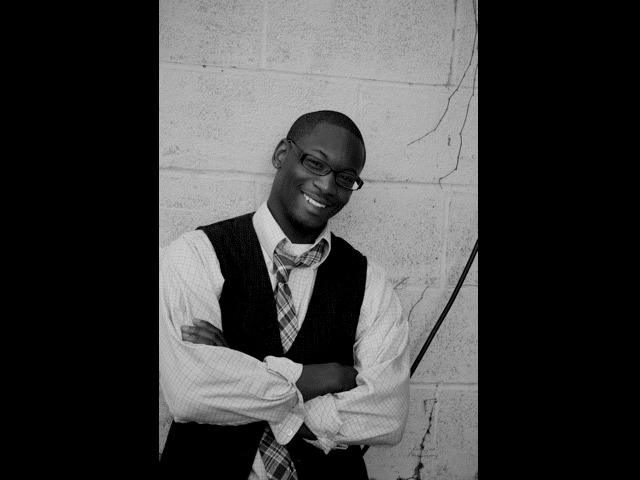Date this nice looking United States man Drcalvin from Norman US8667