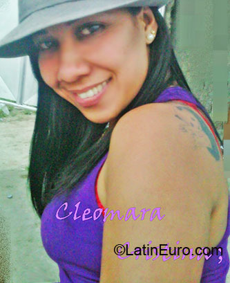 Date this fun Brazil girl Cleomara from Rio De Janeiro BR4409