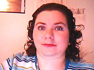 Date this happy United States girl Rosi from Portland US8719