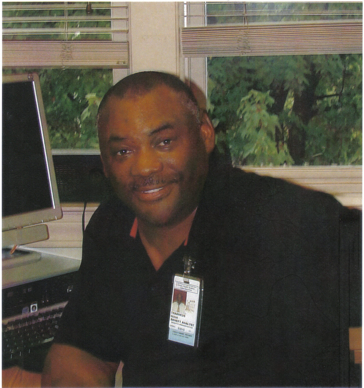 Date this attractive United States man Thaddeus from Atlanta US8720
