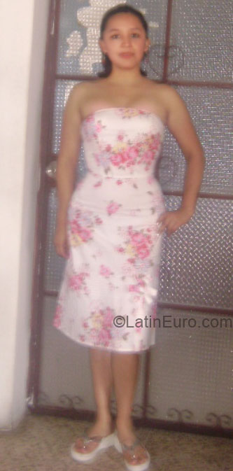 Date this happy Guatemala girl Gilda from Guatemala City GT14