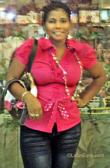 Date this lovely Panama girl Lineth from Colon PA60