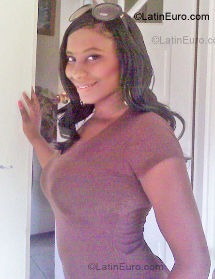 Date this exotic Jamaica girl Nasancia from St. Elizabeth JM249