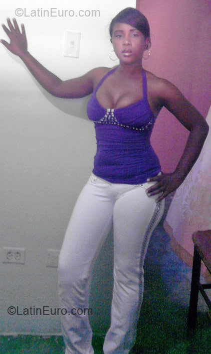 Date this georgeous Dominican Republic girl Ramona from San Pedro De Macoris DO6380