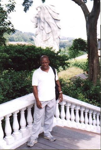 Date this young United States man Victor from Queens Village US8896