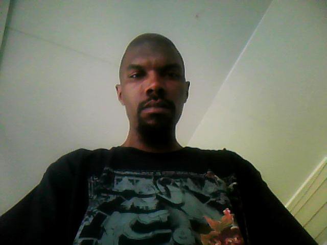 Date this foxy United States man Kenyatta from Raleigh US9026