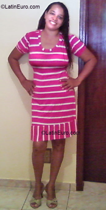 Date this good-looking Brazil girl Sandra from Mogi Guacu BR4715