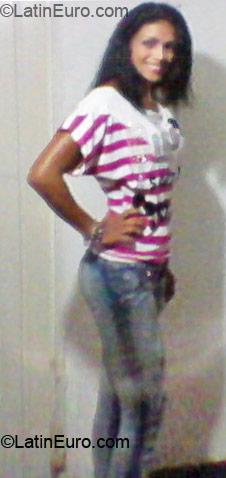 Date this cute Colombia girl Aracely from Buga CO6442