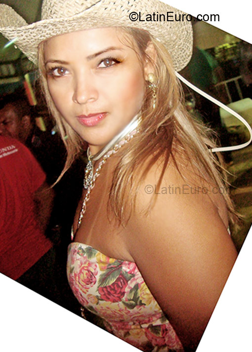 Date this gorgeous Brazil girl Dorinha from Manaus BR4738