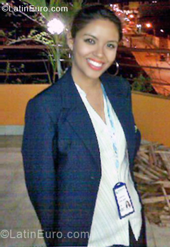 Date this gorgeous Peru girl Jackeline from Tarapoto PE441