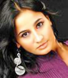 Date this delightful Brazil girl Anna from Goiania BR4766