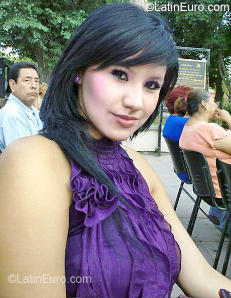 Date this lovely Dominican Republic girl Cristal from Santiago DO6866