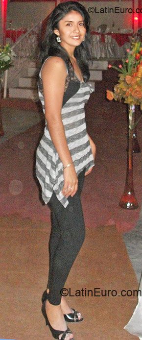 Date this young Peru girl Gabriela from Pucallpa PE448