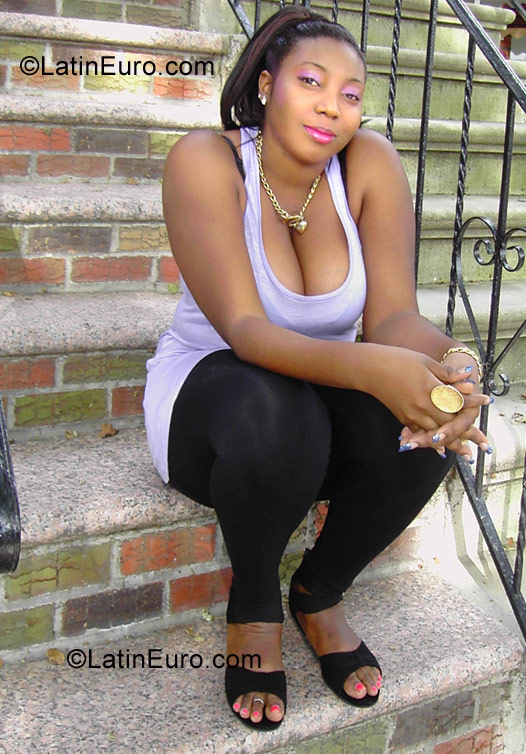 Date this foxy United States girl Kathryn from Brooklyn US10280
