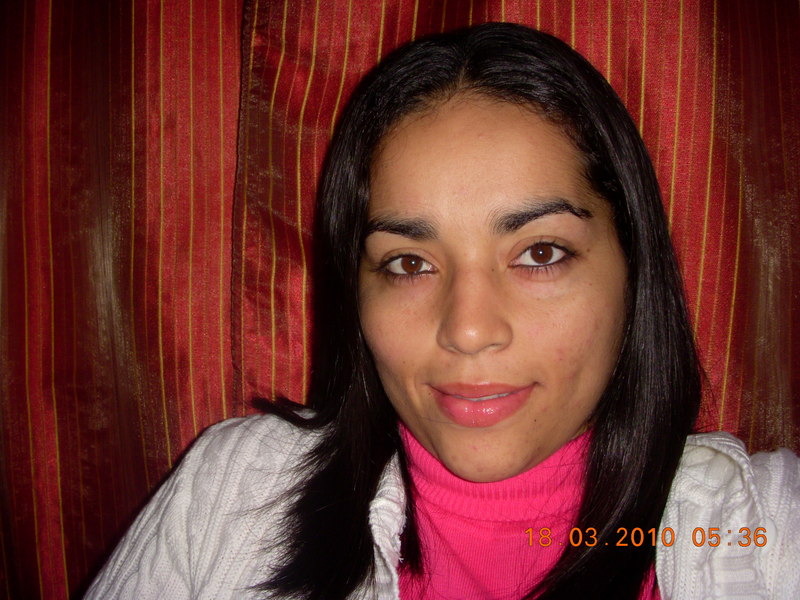 Date this cute Honduras girl Paola Murillo from La Ceiba HN299