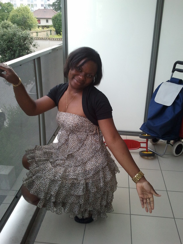 Date this fun France girl Rachel from Lyon FR122